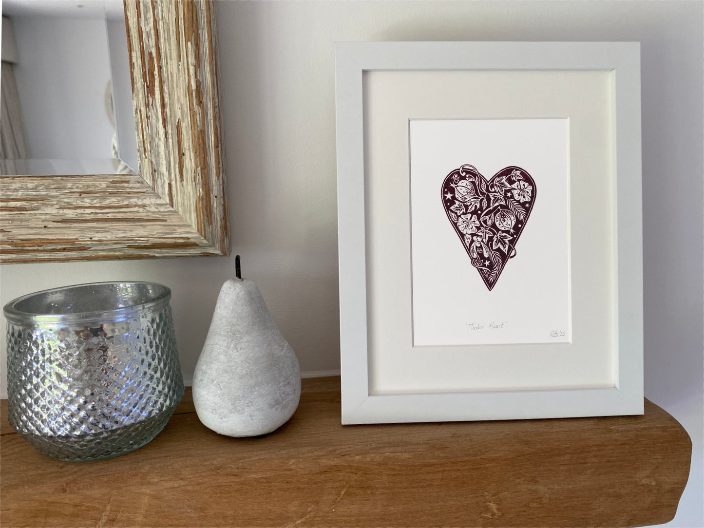 Tudor Heart - Winter celebration heart